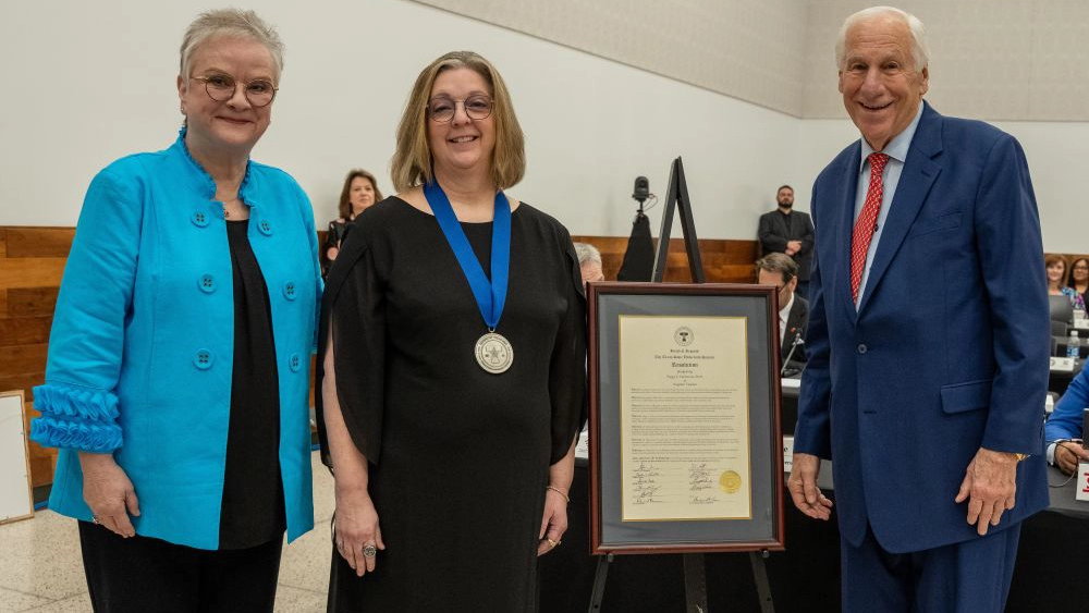 From left, SHSU President Alisa White, Peggy Holzweiss and TSUS Regent Charlie Amato.