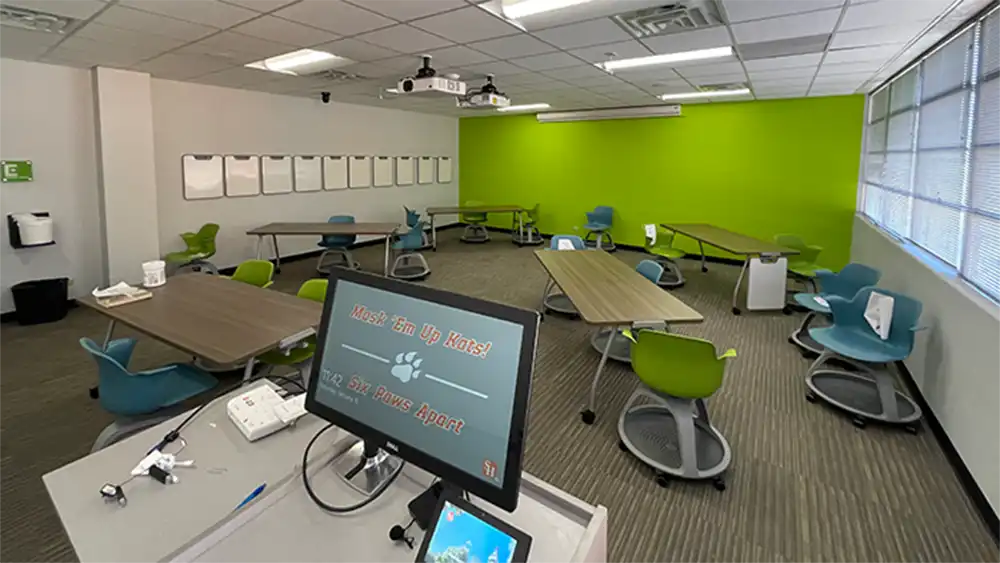 Photo 1 of the classroom